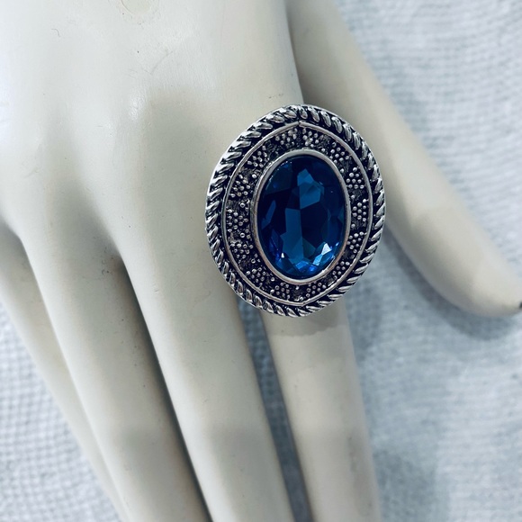 Ring and earring set - Picture 4 of 5